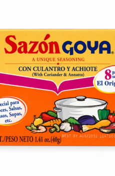 Sazón Goya con Culantro y Achiote (8 sobres)